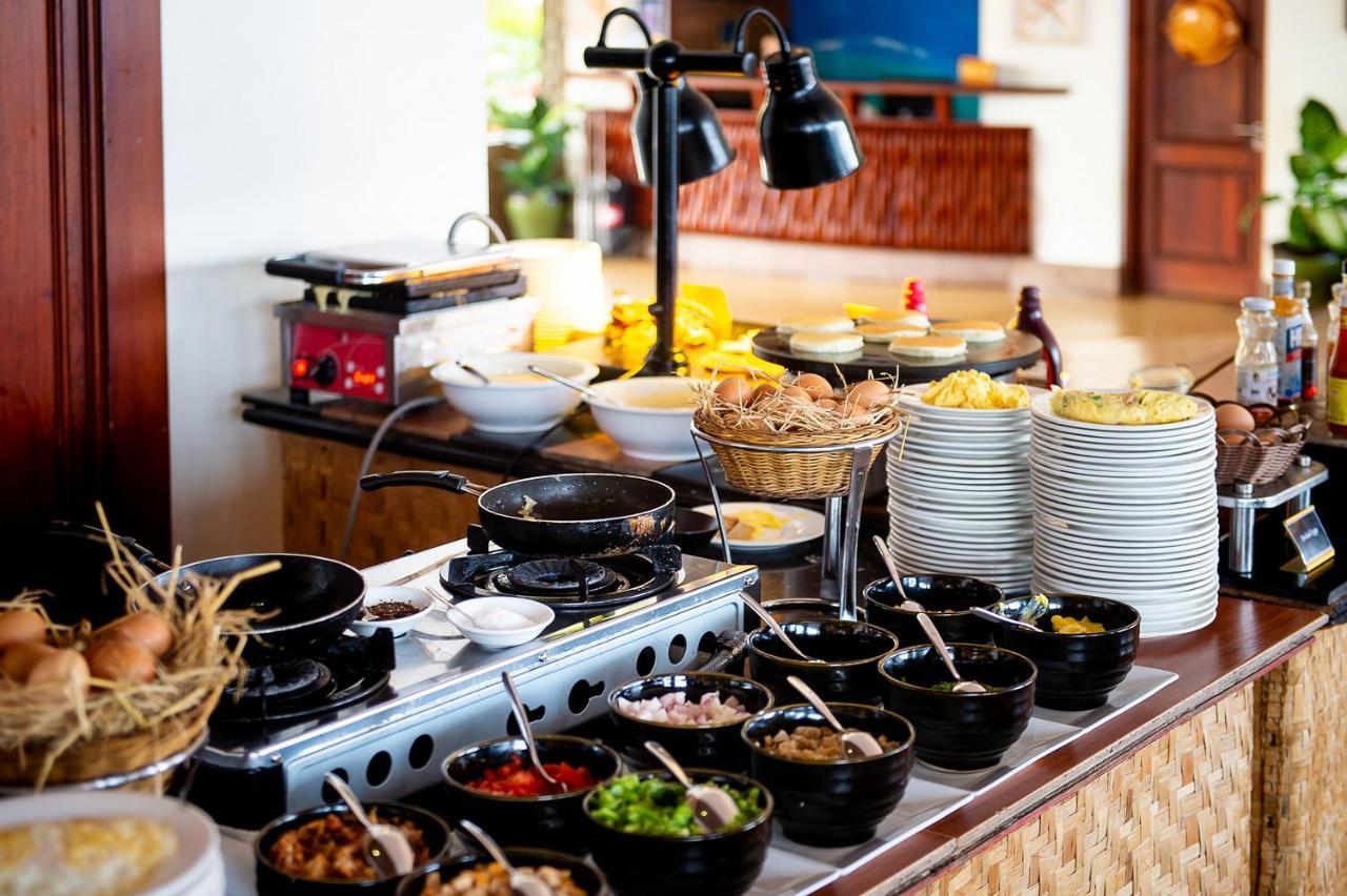 Ngwe Saung Yacht Club & Resort Ngwesaung Exteriör bild