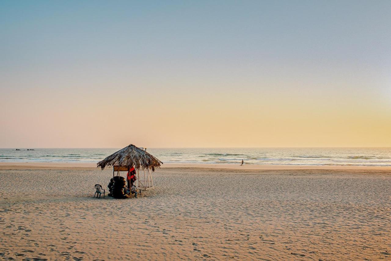 Ngwe Saung Yacht Club & Resort Ngwesaung Exteriör bild