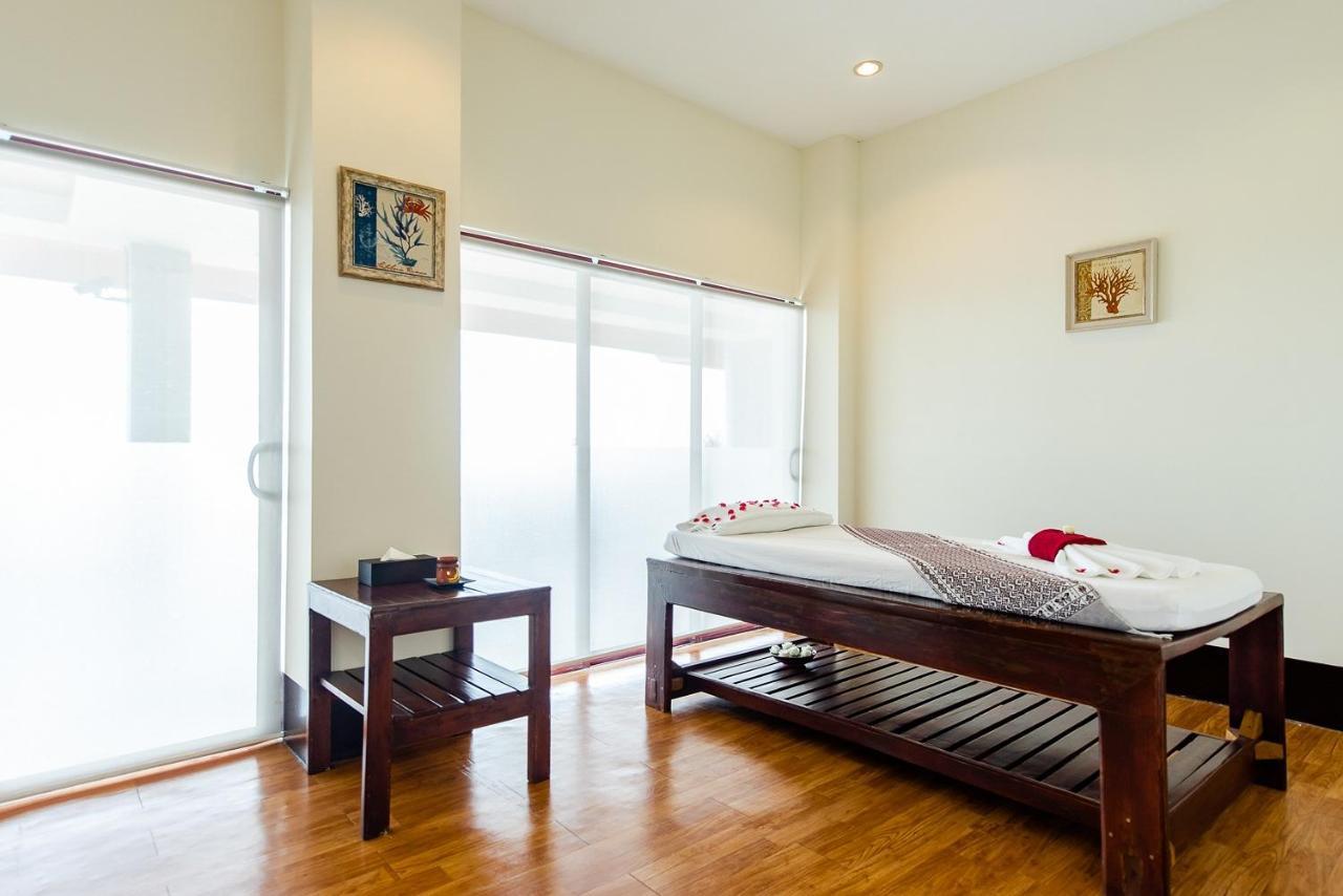 Ngwe Saung Yacht Club & Resort Ngwesaung Exteriör bild